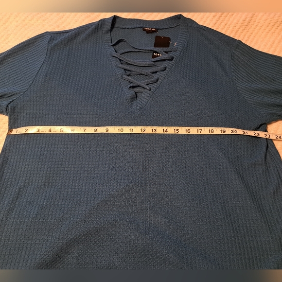 Torrid Top - Picture 12 of 13
